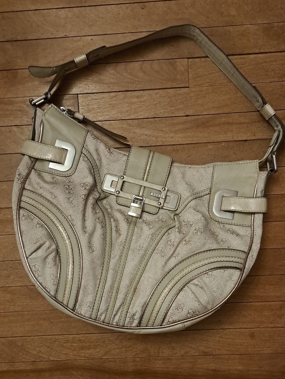 Guess Satchel